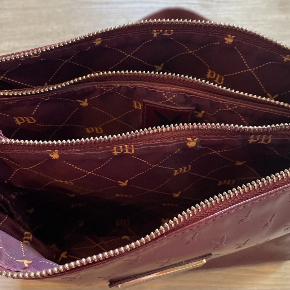Red Wine Maroon Playboy Crossbody Bag Purse Embossed Bunny Gold - Picture 4 of 9